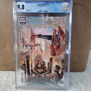 Captain Marvel #27 (CGC 9.8)